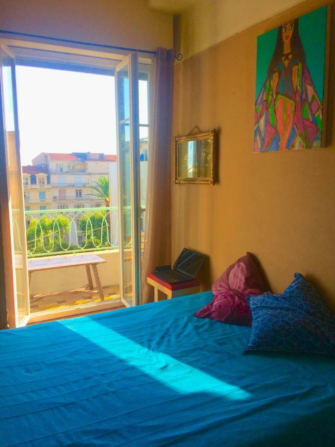 Home Stay - Baie Des Anges ニース エクステリア 写真